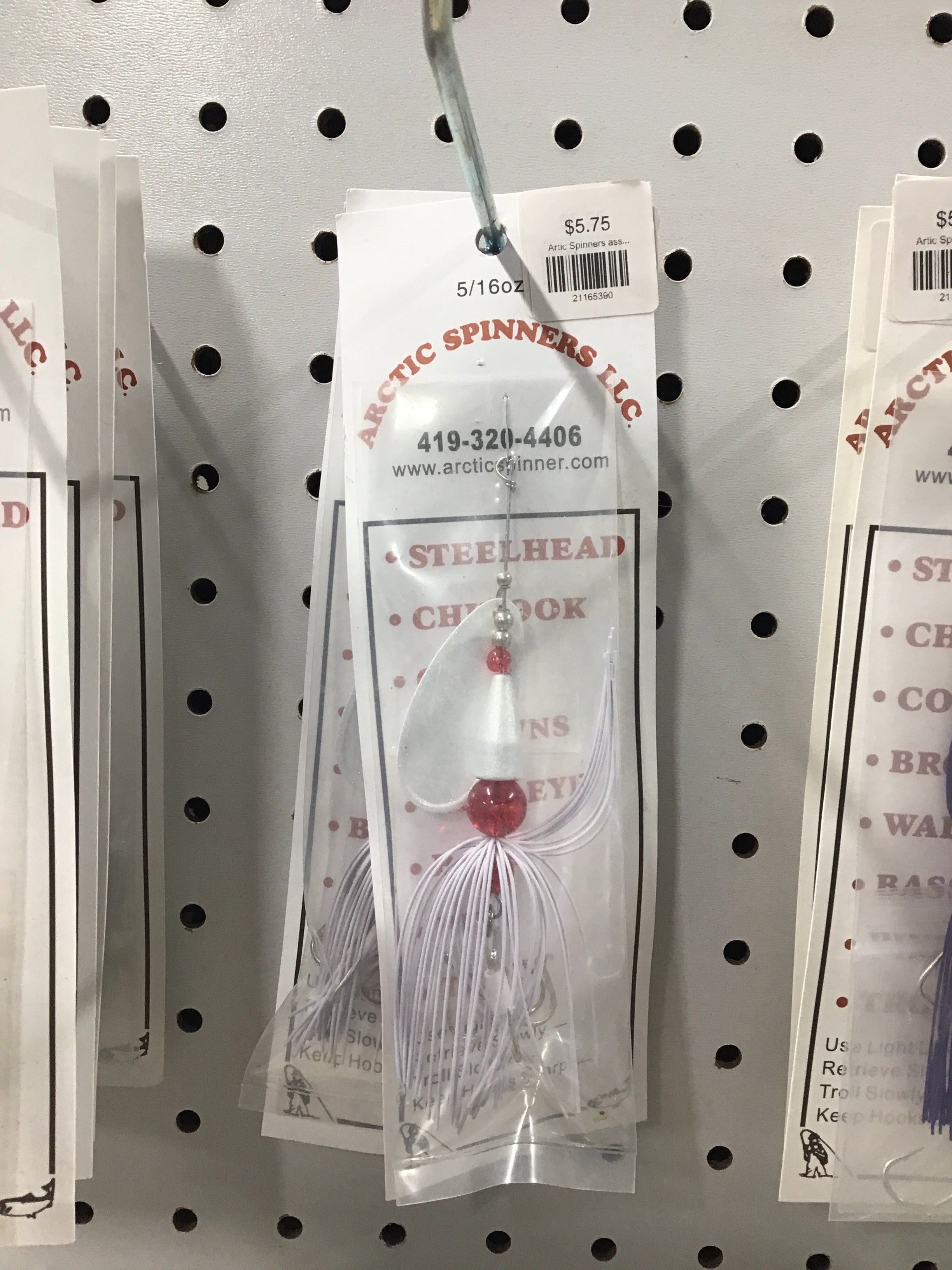 Arctic spinners-white