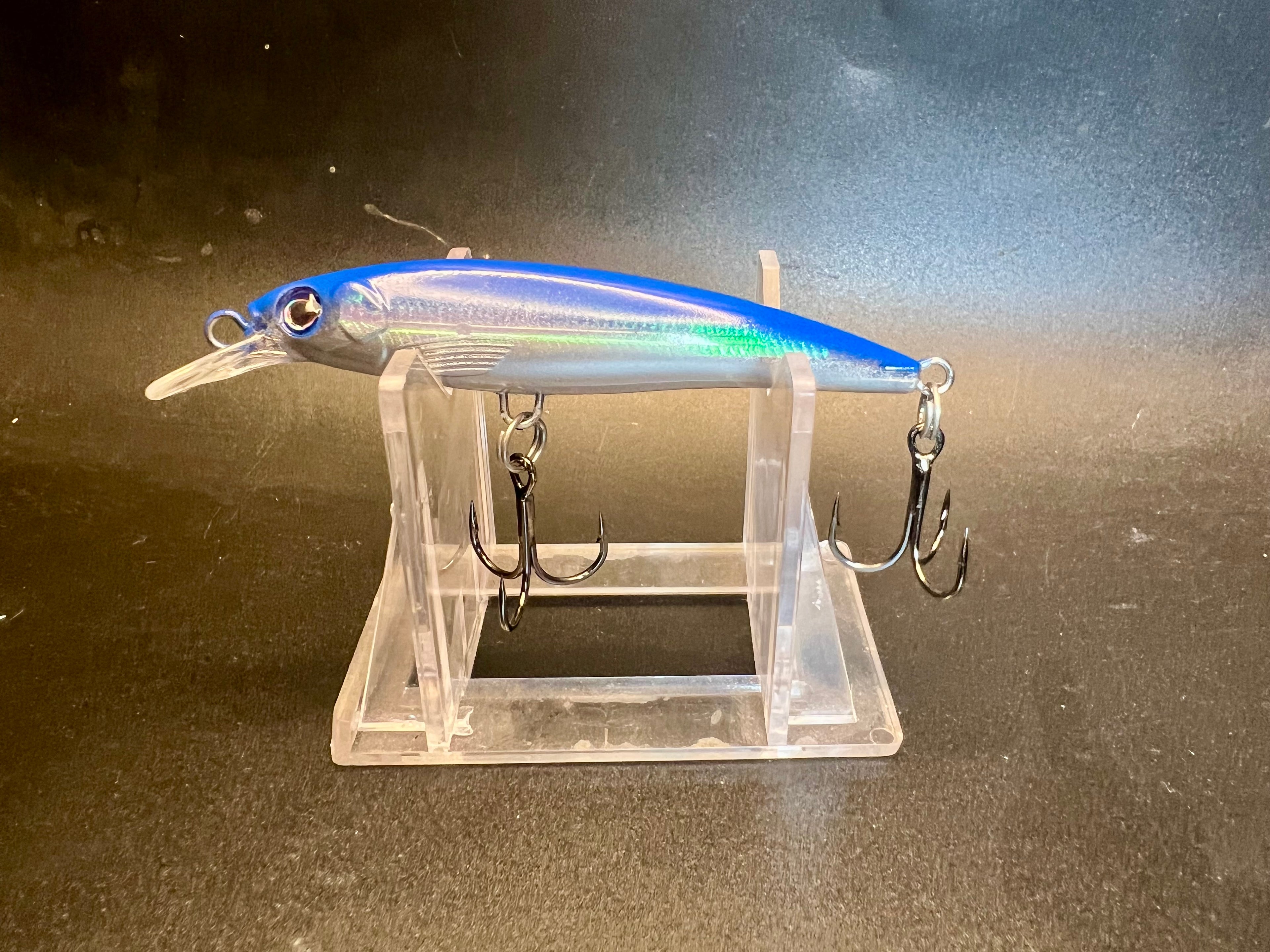 Good Bunny 3-inch minnow crankbait, blue-silver, two treble hooks