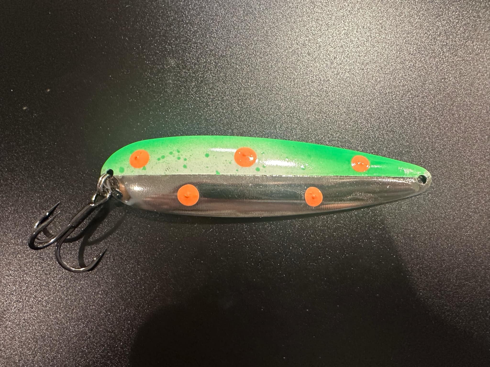 Earth Trolling Spoon wobbler lure, green silver with orange dots and treble hooks
