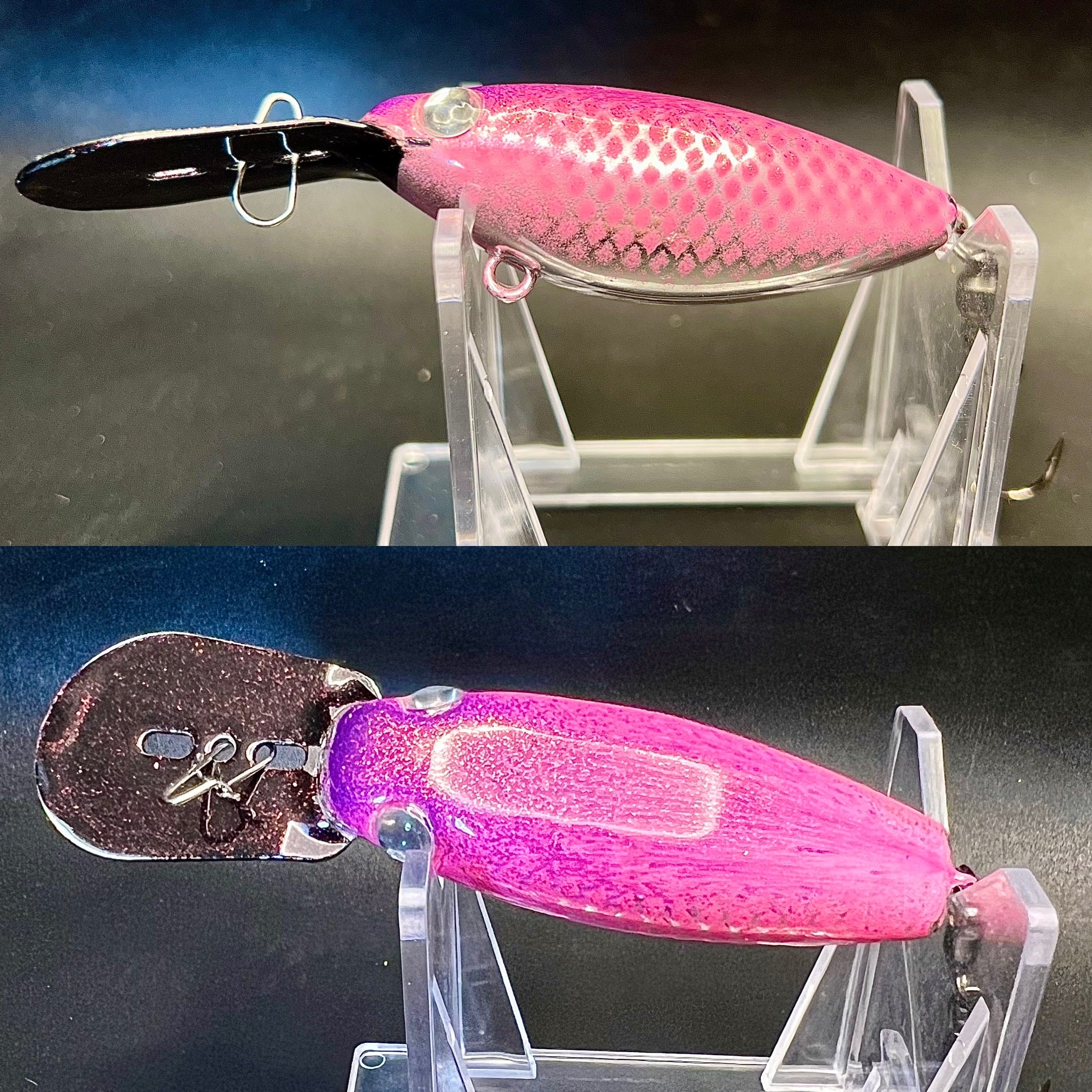 Neon Nectar rattling trolling plug, pink scale pattern with treble hooks
