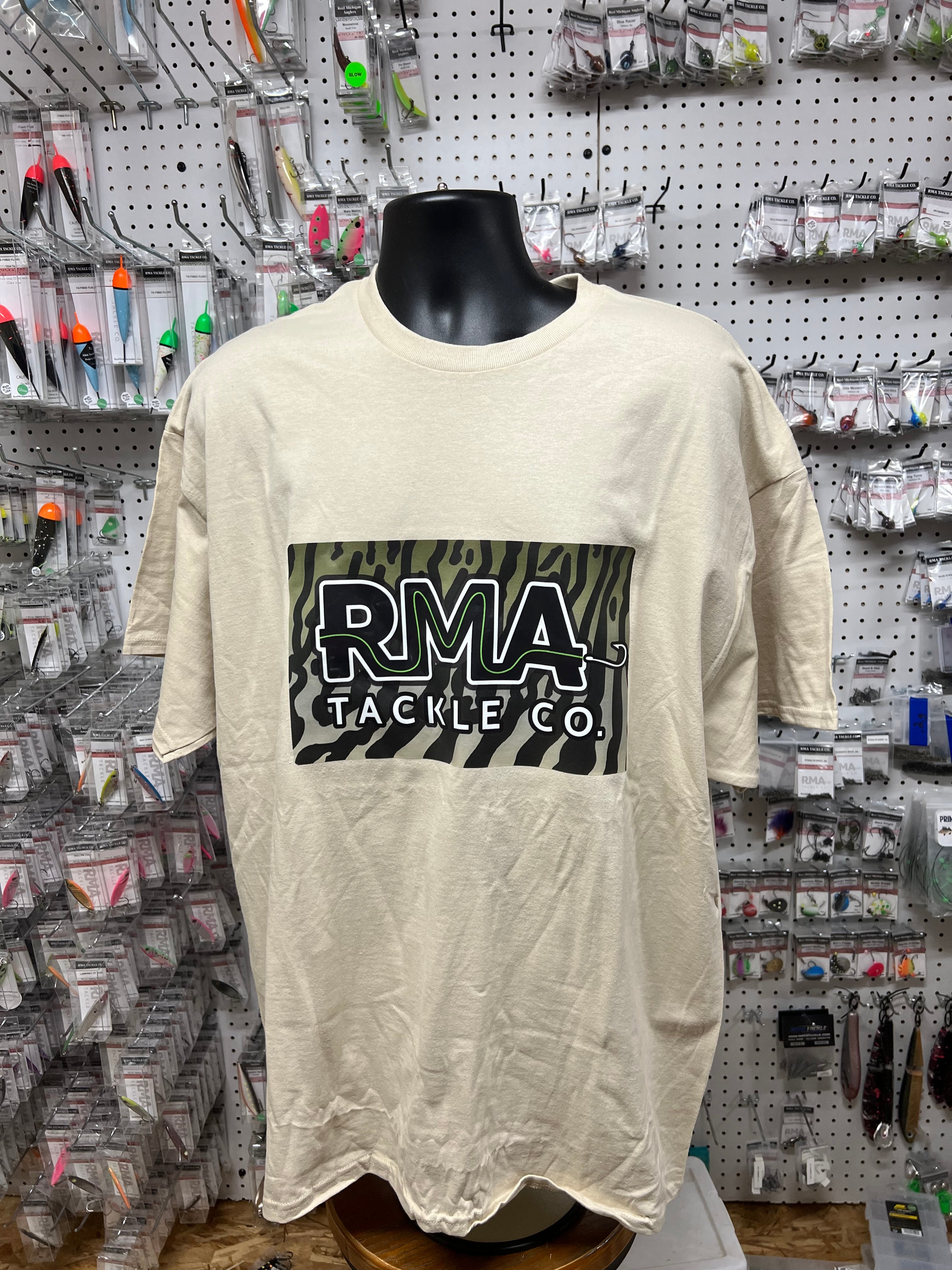XXL RMA T-Shirt, creme mit RMA Tackle Co Frontprint