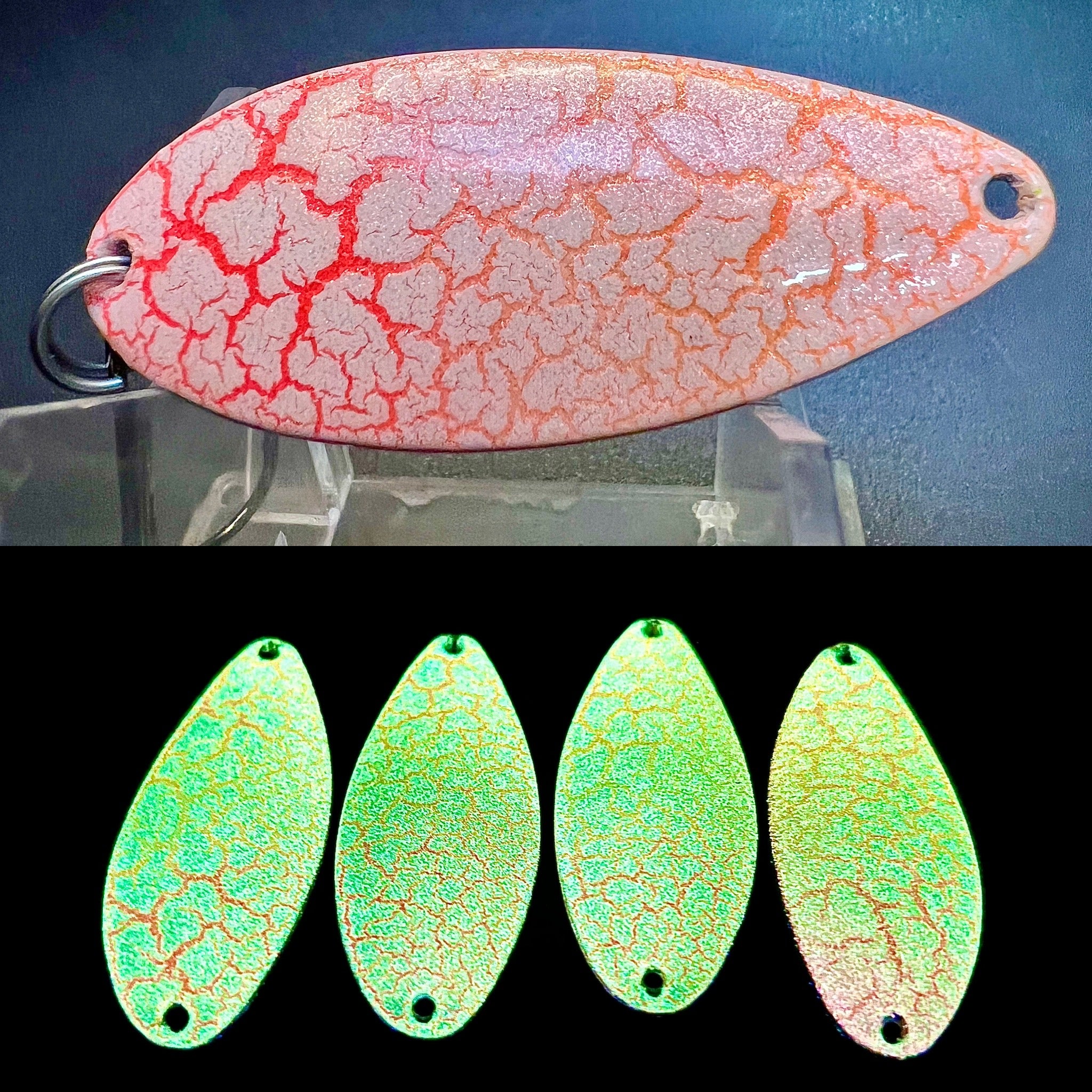 Glitter casting spoon with crackled red-orange finish, split ring, glow-green lure body