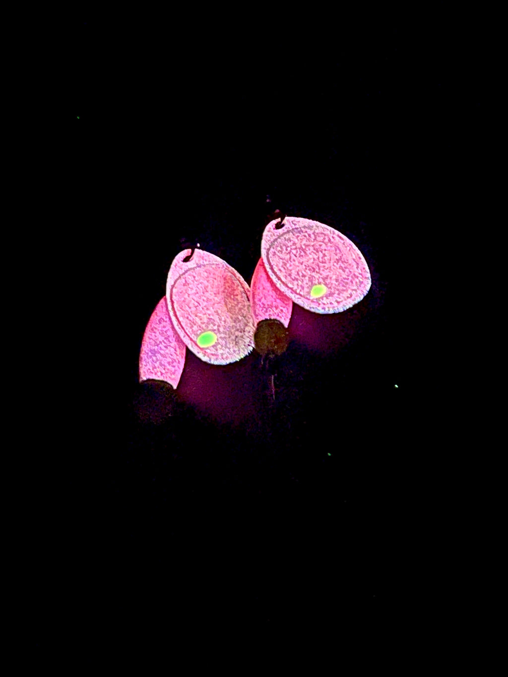 Glow in the dark inline spinner lure, pink reflective blades with yellow bead