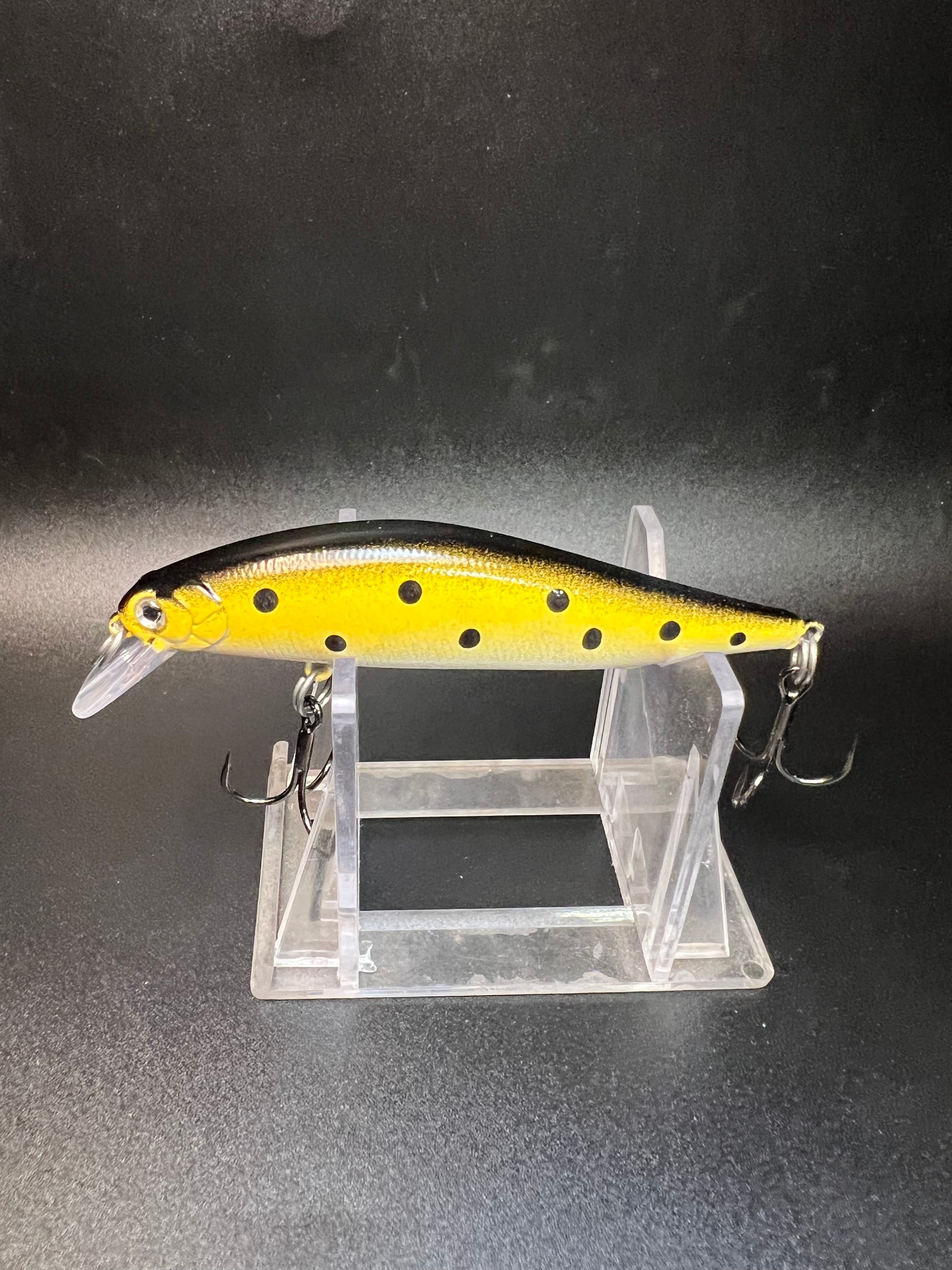 School Bus Clickbait 3.5 in jerk bait, yellow with black spots and clear tail