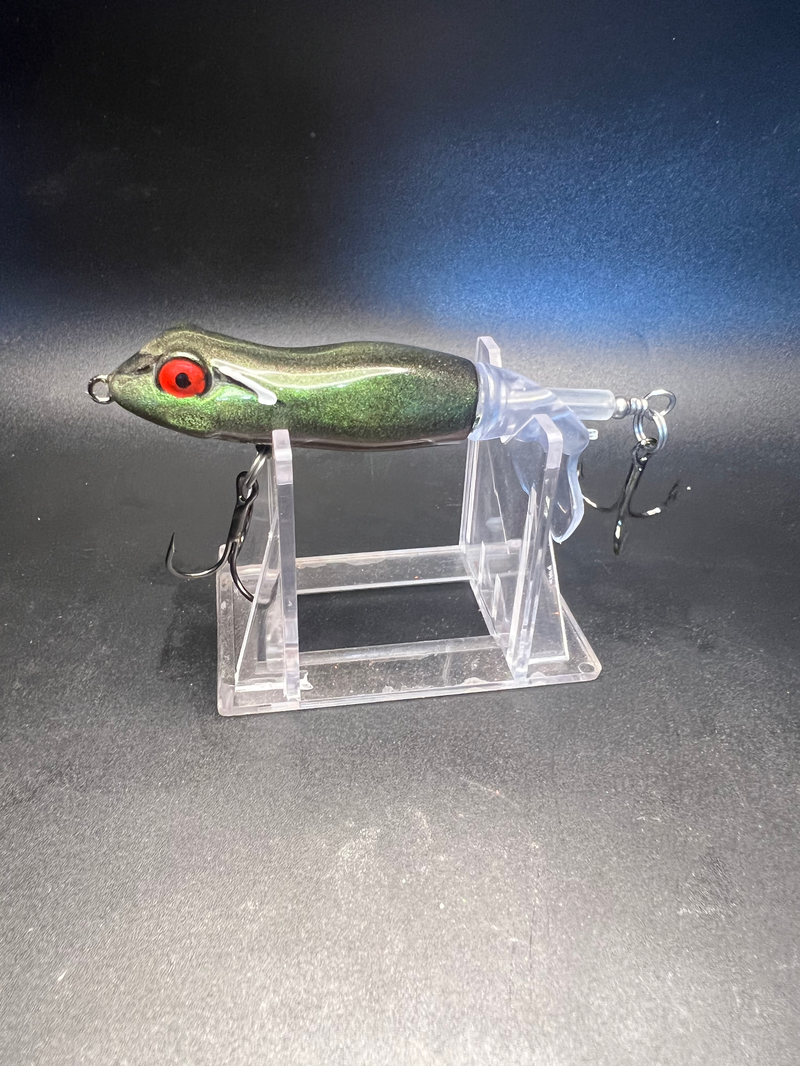 Frogdor Flopper Plopper 90mm topwater lure, green with red eye, 3 strong hooks